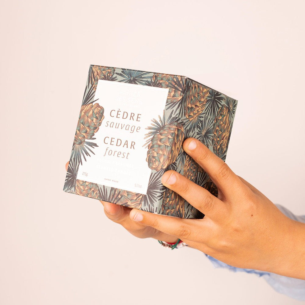 Scented Candle - Cedar Vegan Candle 0,61 lb - Scented candles - Panier des Sens USA